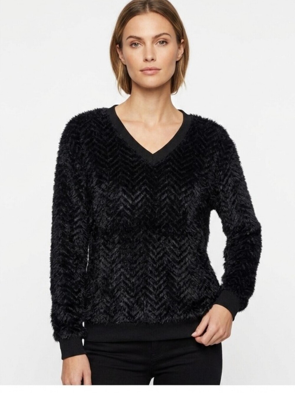 Eyelash Couture Black V-Neck Sweater Timeless Knit